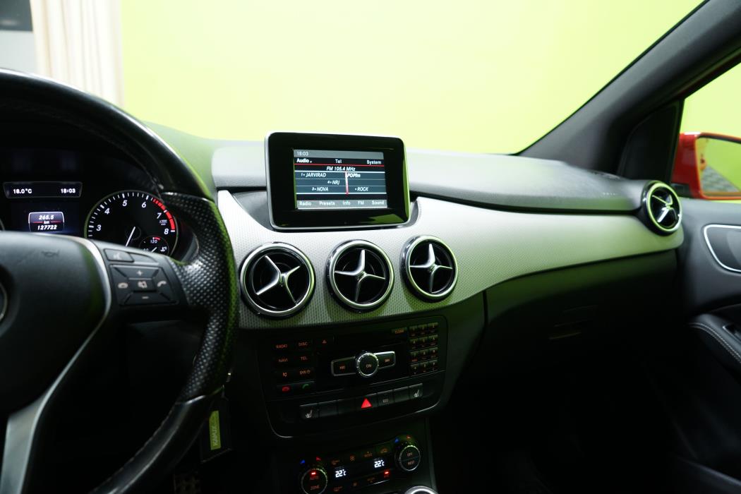 Mercedes-Benz B 2015