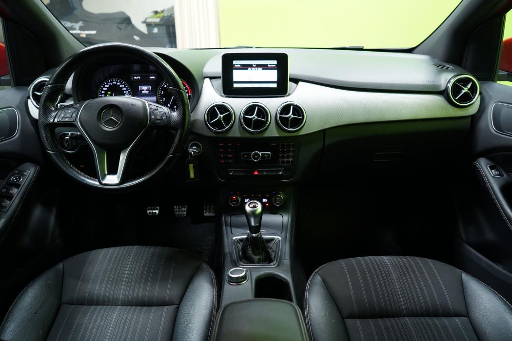 Mercedes-Benz B 2015
