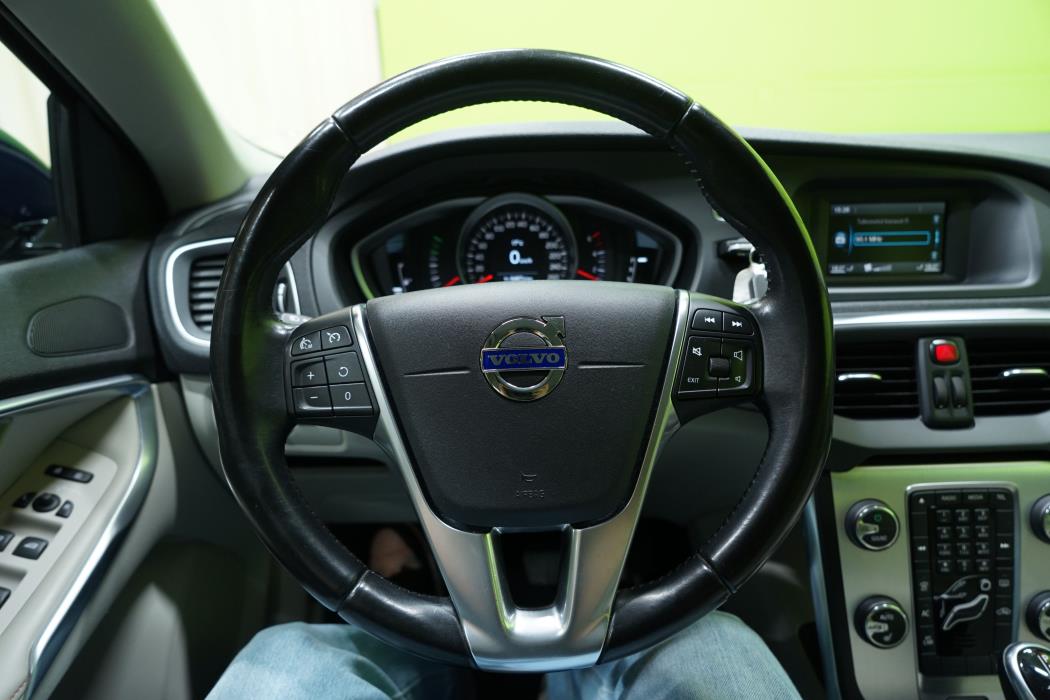 Volvo V40 Cross Country 2015