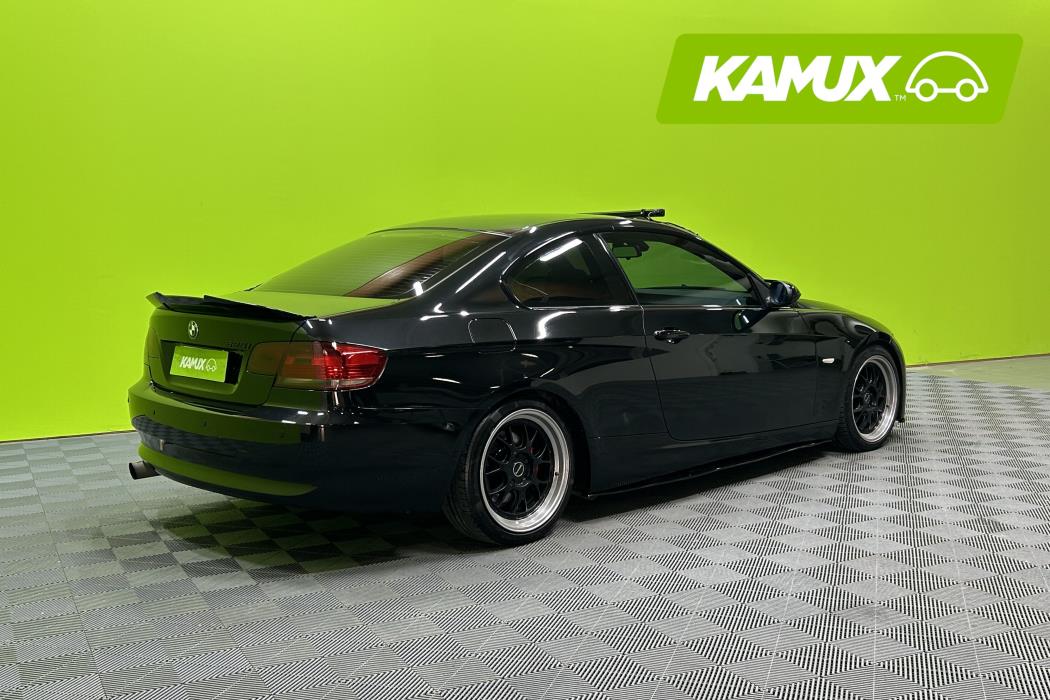 BMW 325 2007