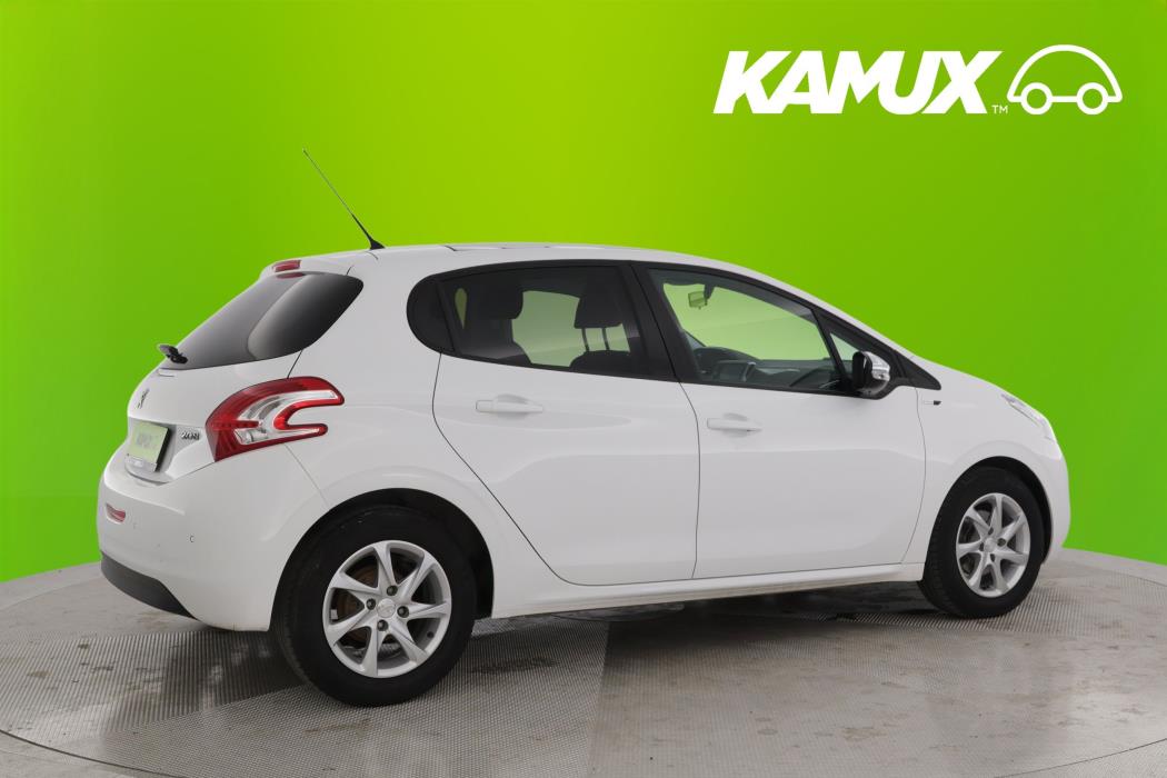 Peugeot 208 2014
