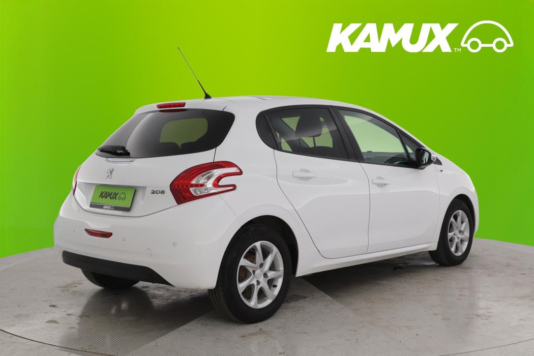 Peugeot 208 2014