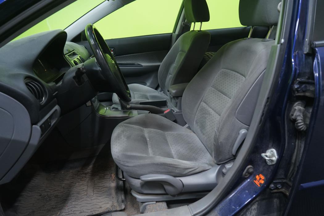Mazda 6 2003