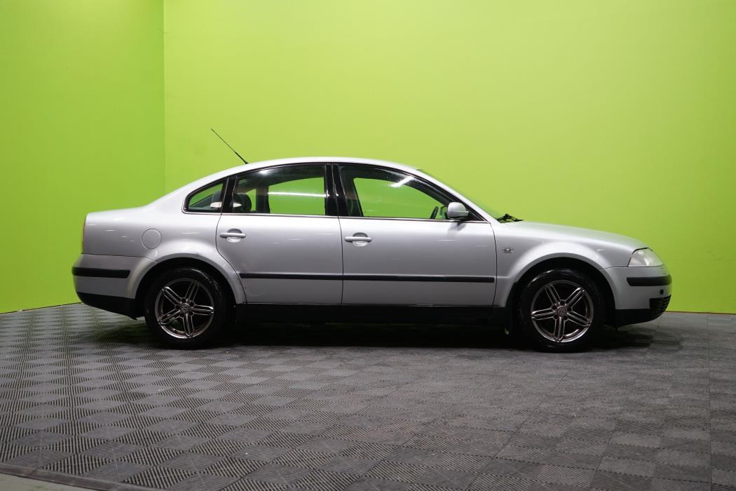 Volkswagen Passat 2003