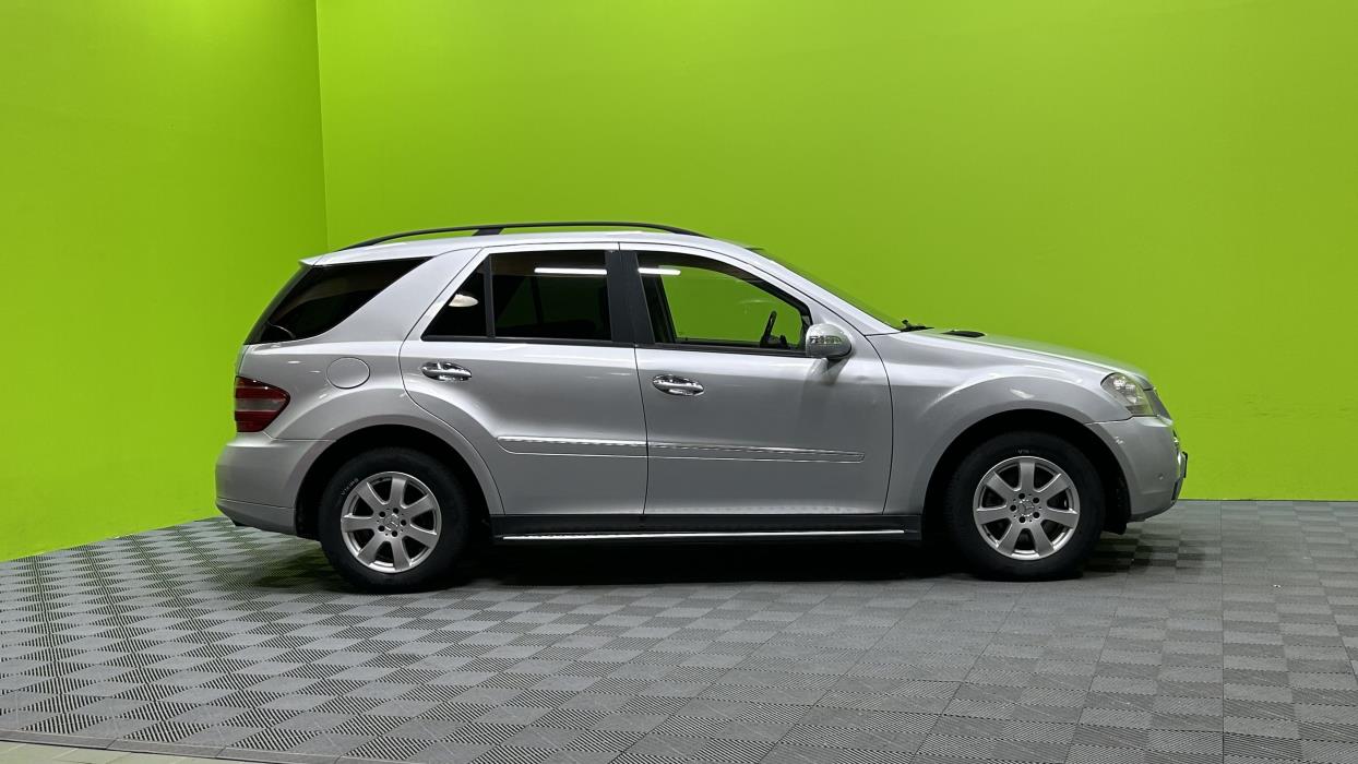 Mercedes-Benz ML 2006