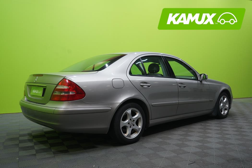 Mercedes-Benz E 2003