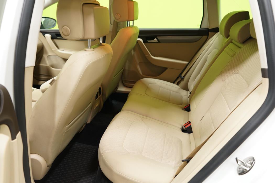 Volkswagen Passat 2012