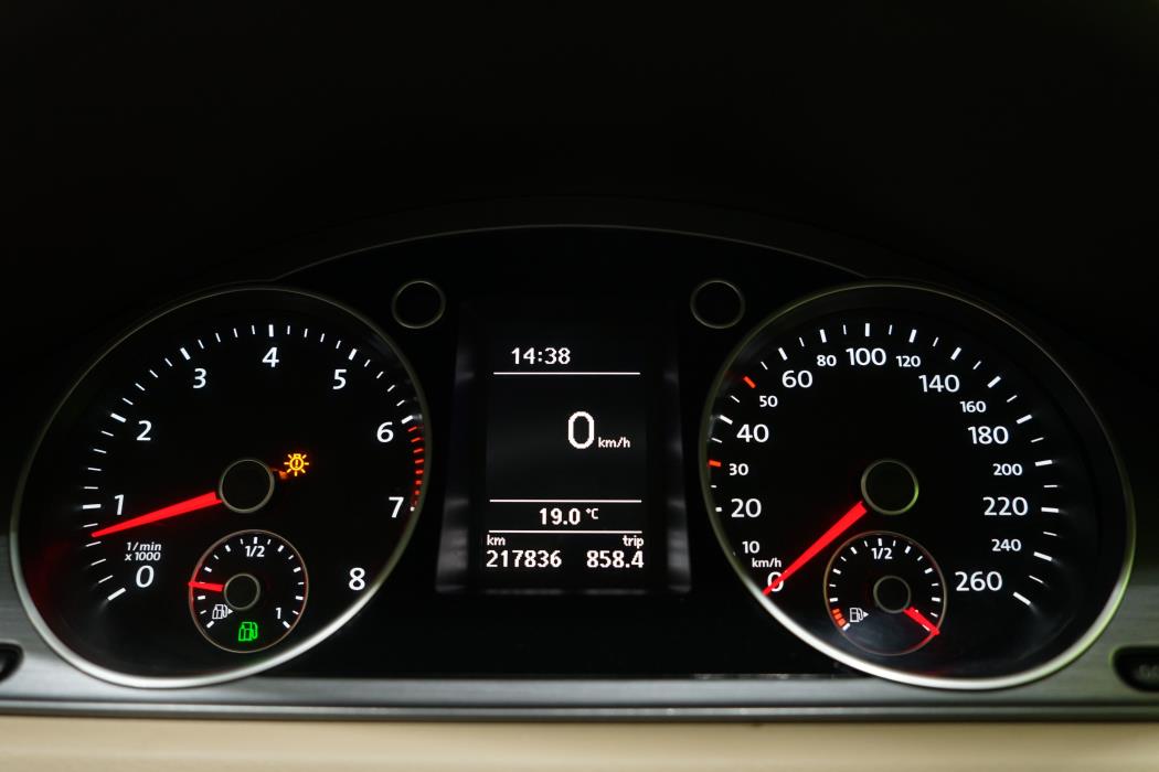 Volkswagen Passat 2012