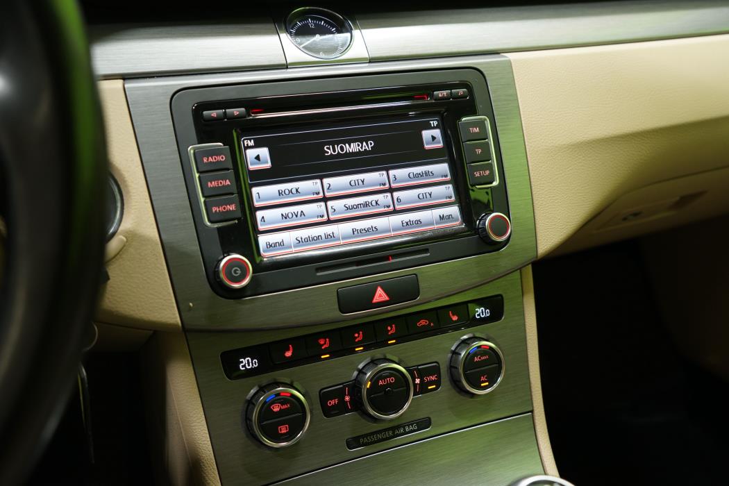 Volkswagen Passat 2012