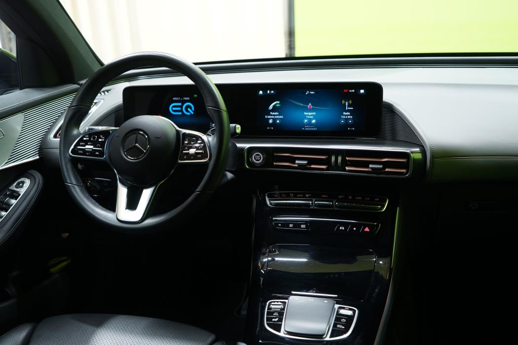 Mercedes-Benz EQC 400 2023