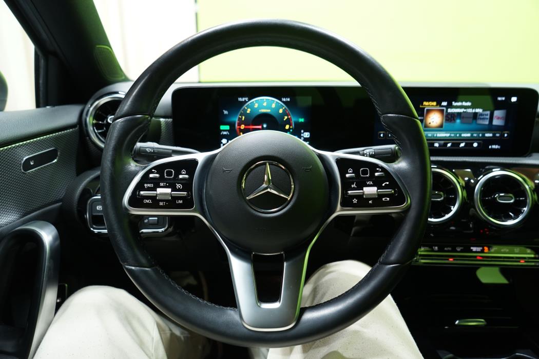 Mercedes-Benz A 2021