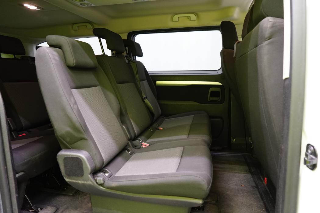 Peugeot Traveller 2019