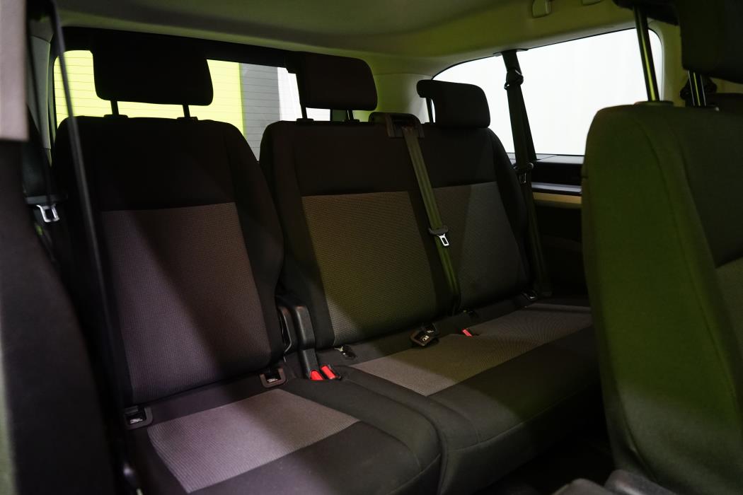 Peugeot Traveller 2019