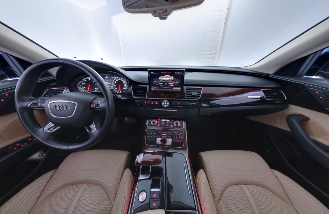 Audi A8 2013