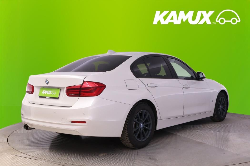 BMW 330 2016