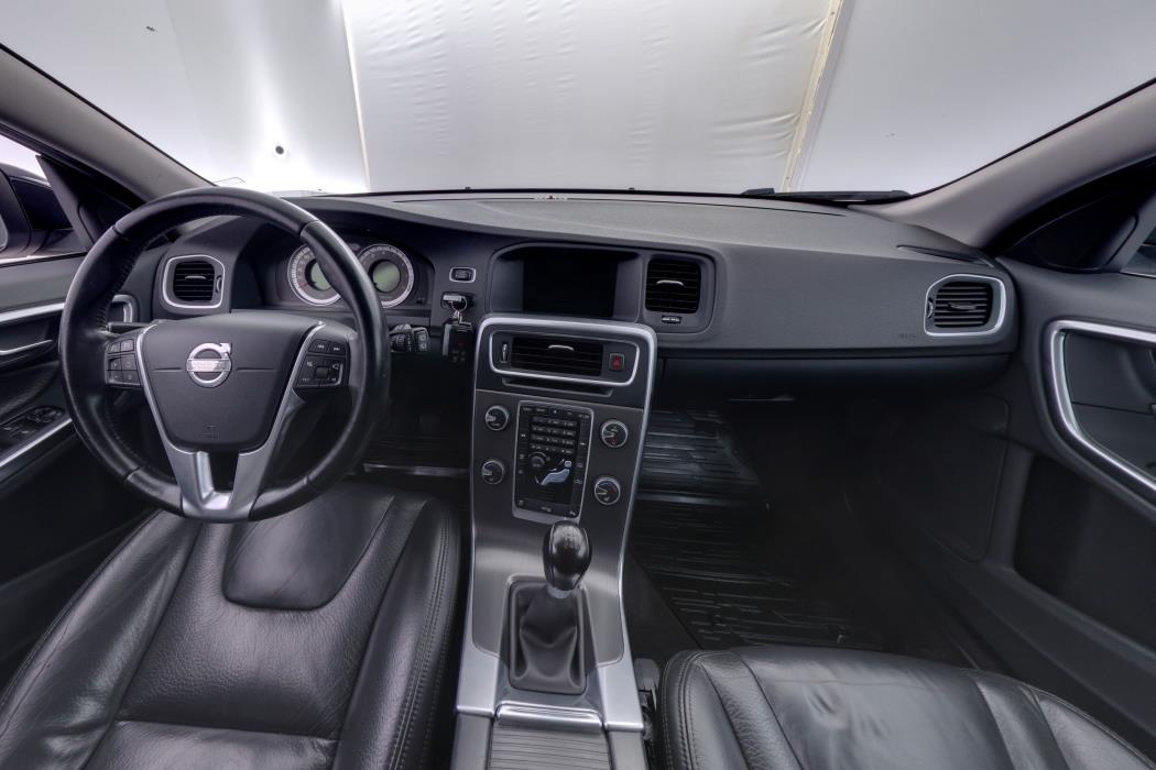 Volvo V60 2011