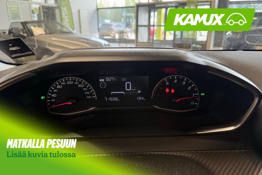 Peugeot 208 2022