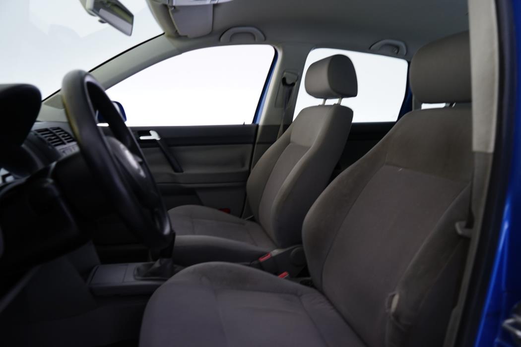 Volkswagen Polo 2003