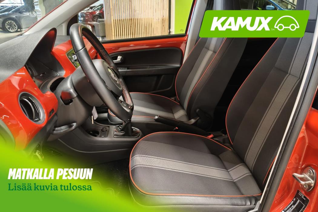 Volkswagen Up! 2014