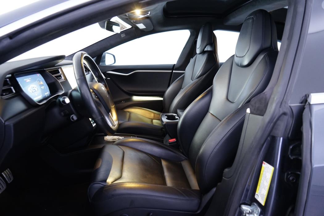 Tesla Model S 2018