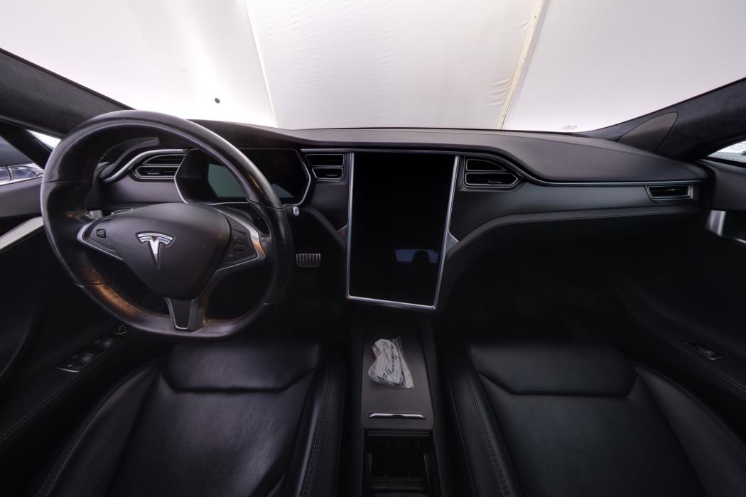 Tesla Model S 2018