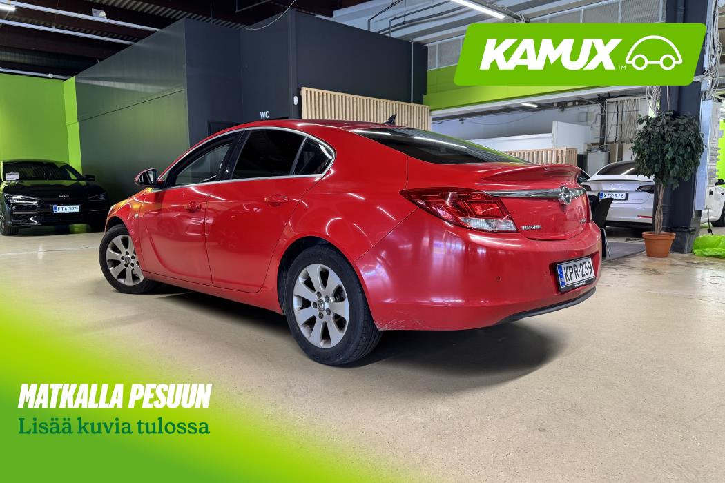 Opel Insignia 2011