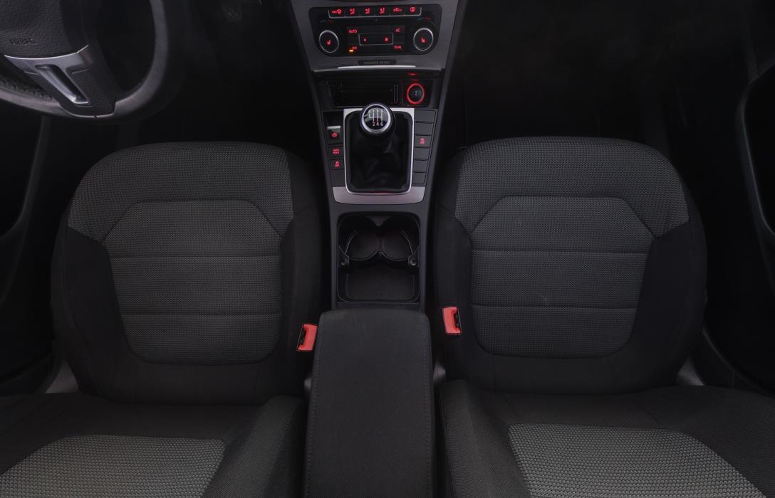 Volkswagen Passat 2011