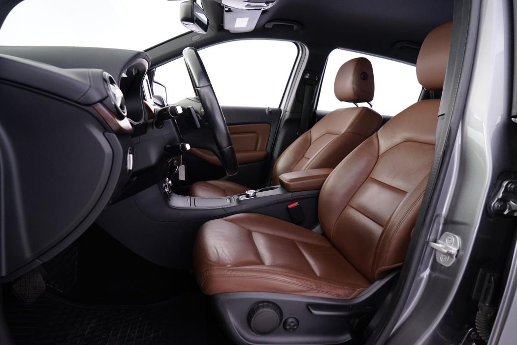 Mercedes-Benz B 2012