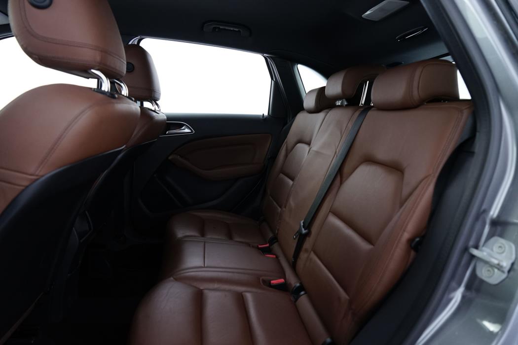 Mercedes-Benz B 2012