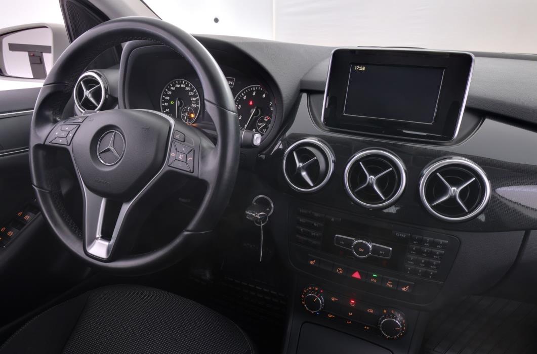 Mercedes-Benz B 2012