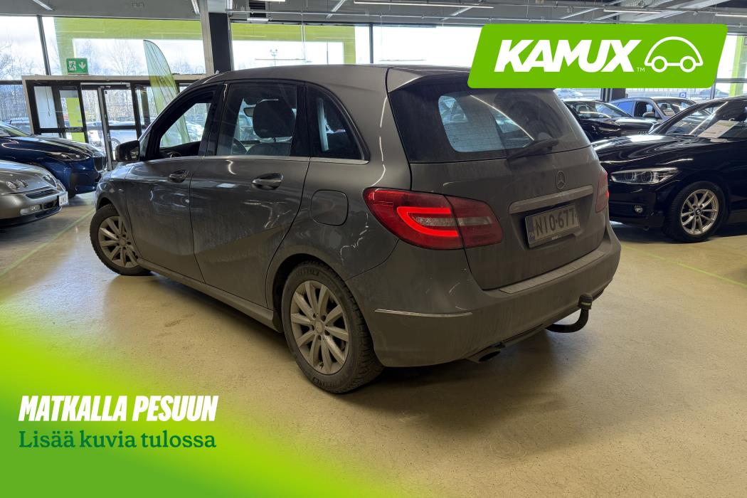 Mercedes-Benz B 2012