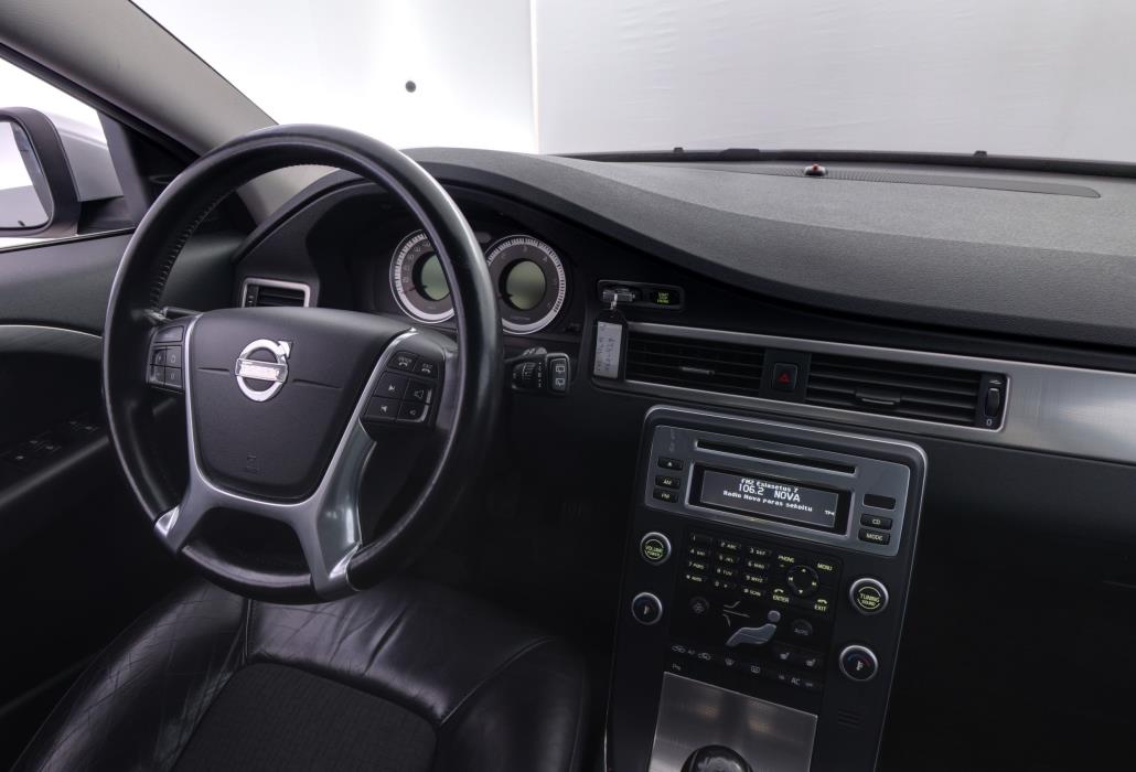 Volvo V70 2010