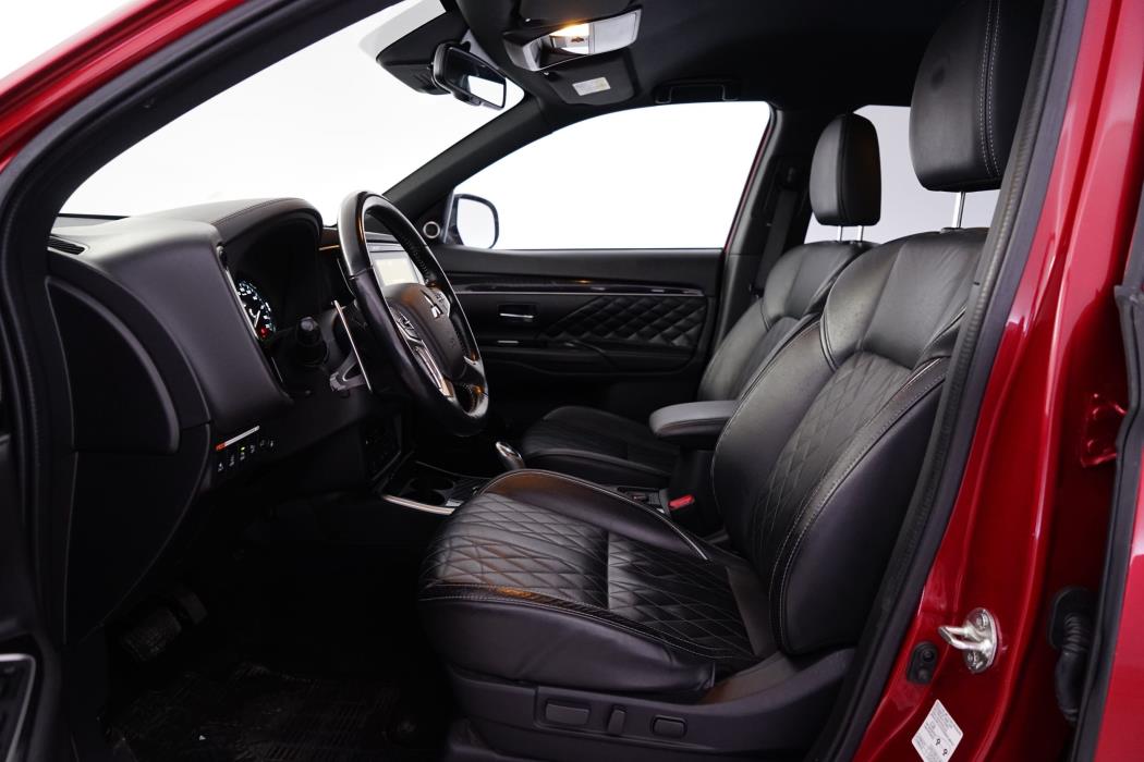 Mitsubishi Outlander PHEV 2019