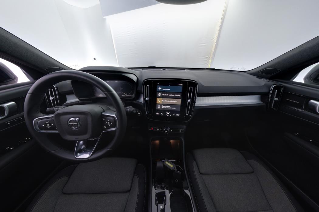 Volvo XC40 2024