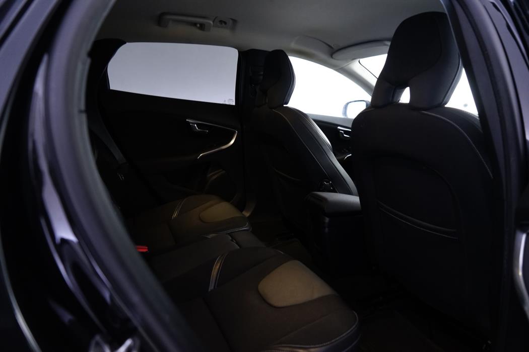 Volvo V40 2016