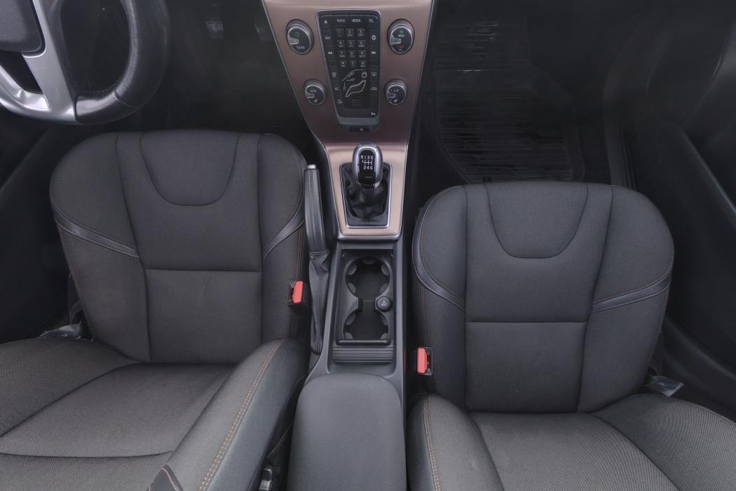 Volvo V40 Cross Country 2015