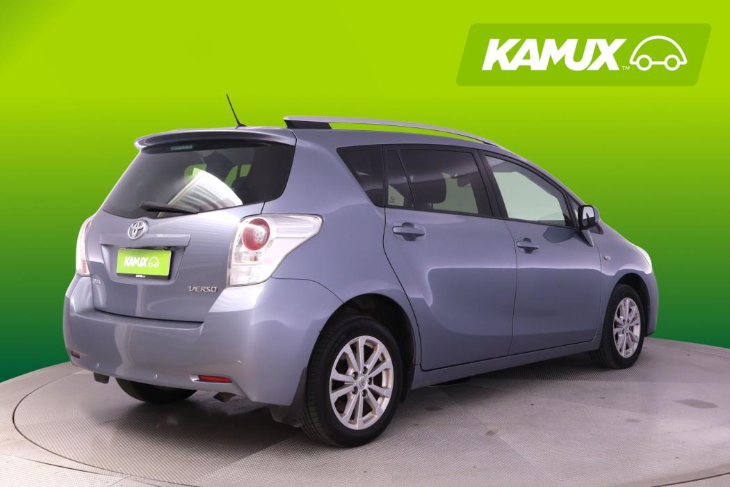 Toyota Verso 2012