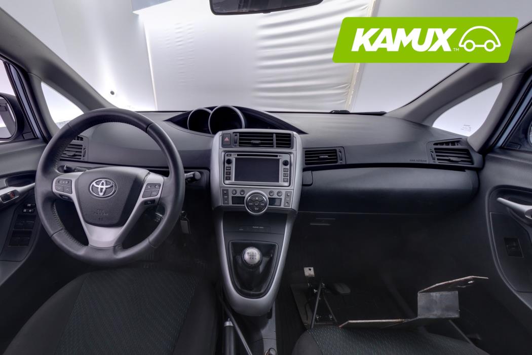 Toyota Verso 2012