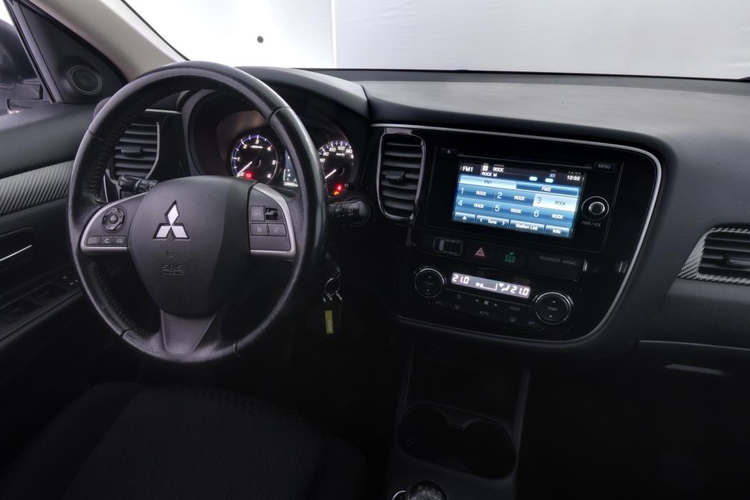 Mitsubishi Outlander 2014