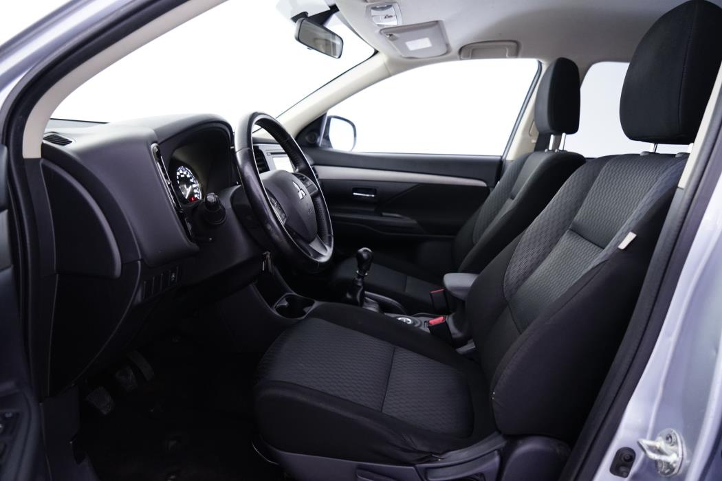 Mitsubishi Outlander 2014