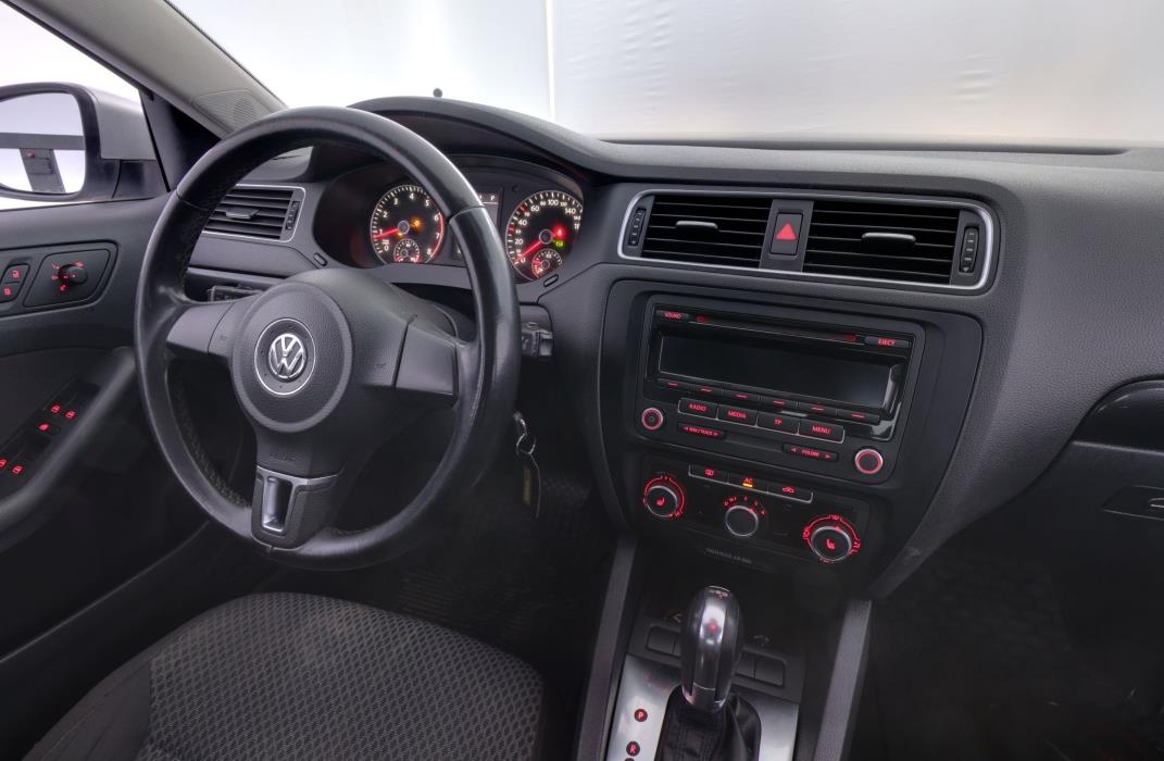 Volkswagen Jetta 2012