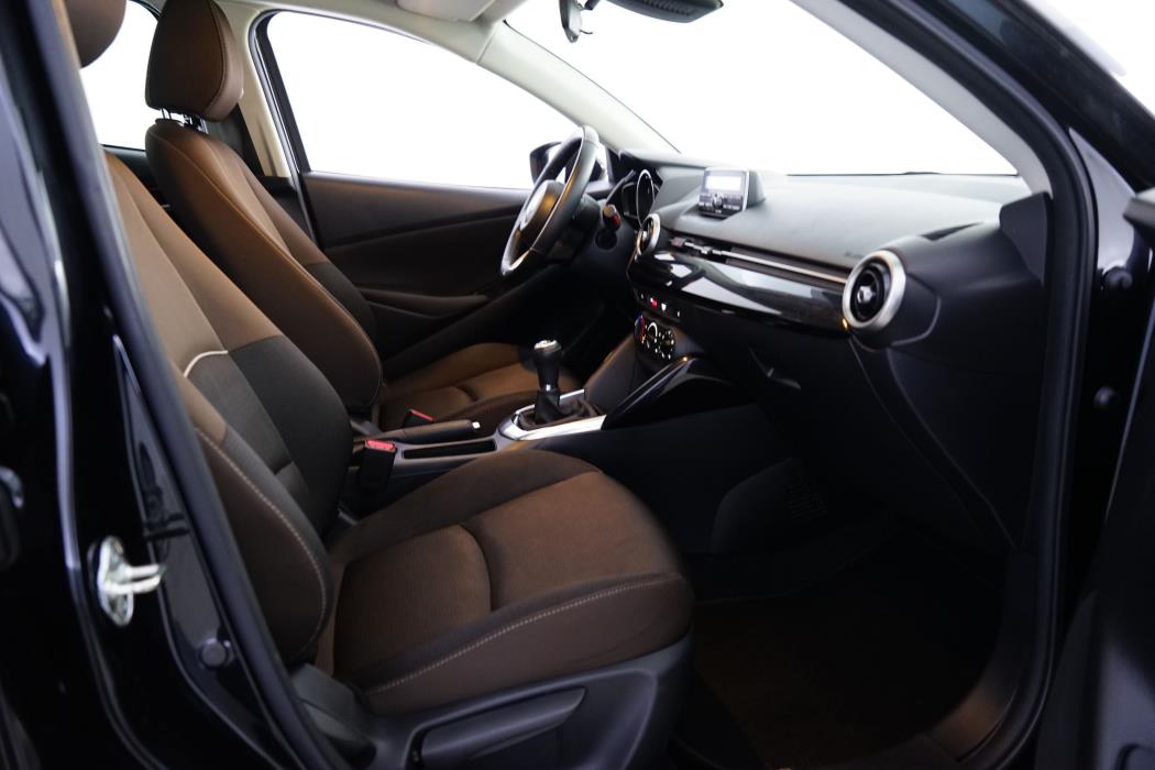 Mazda 2 2020
