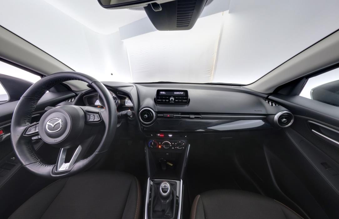 Mazda 2 2020