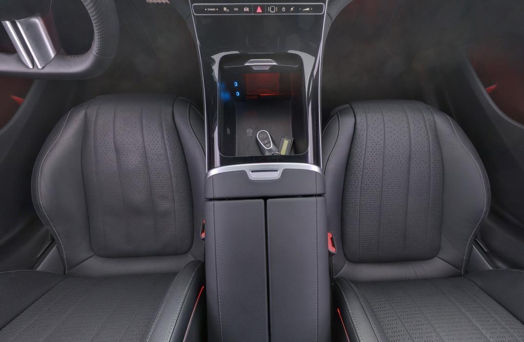 Mercedes-Benz EQE 2025