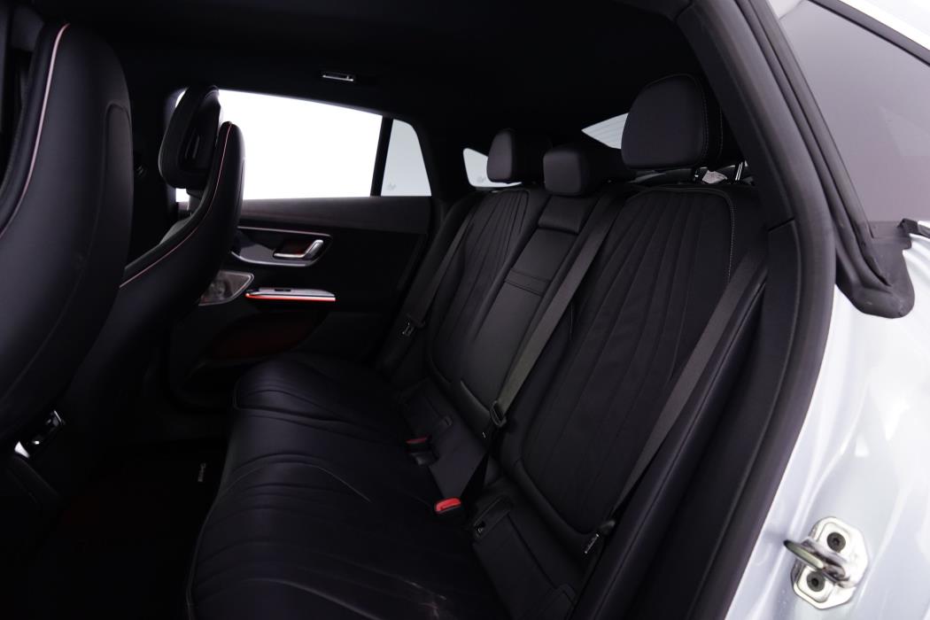 Mercedes-Benz EQE 2025