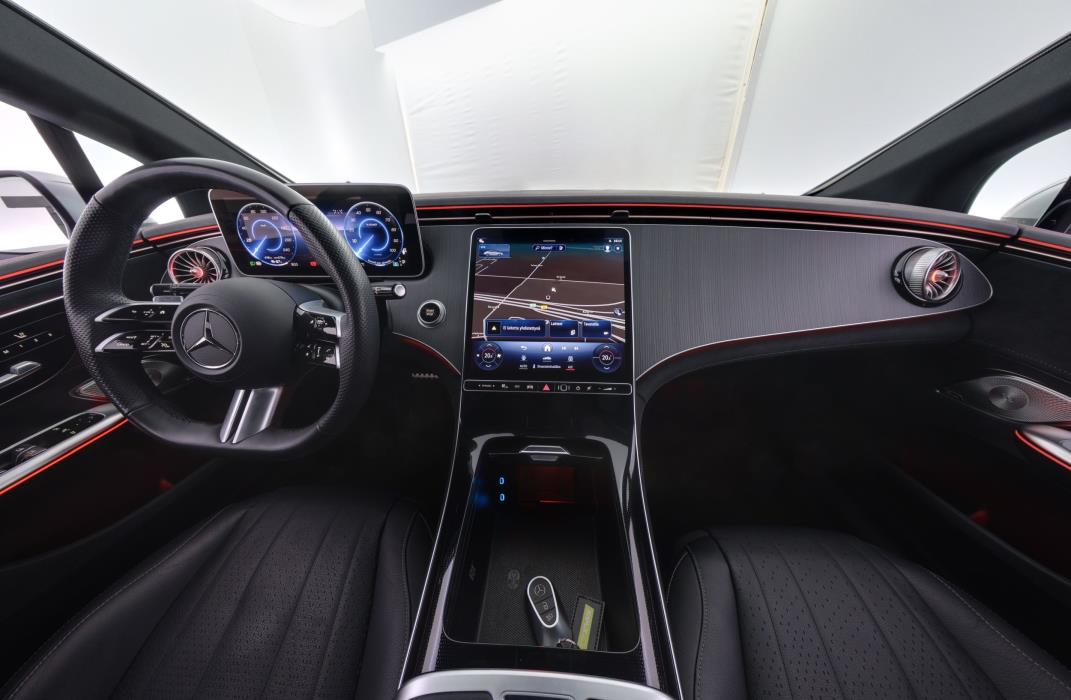 Mercedes-Benz EQE 2025