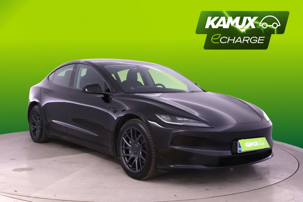 Tesla Model 3 2024