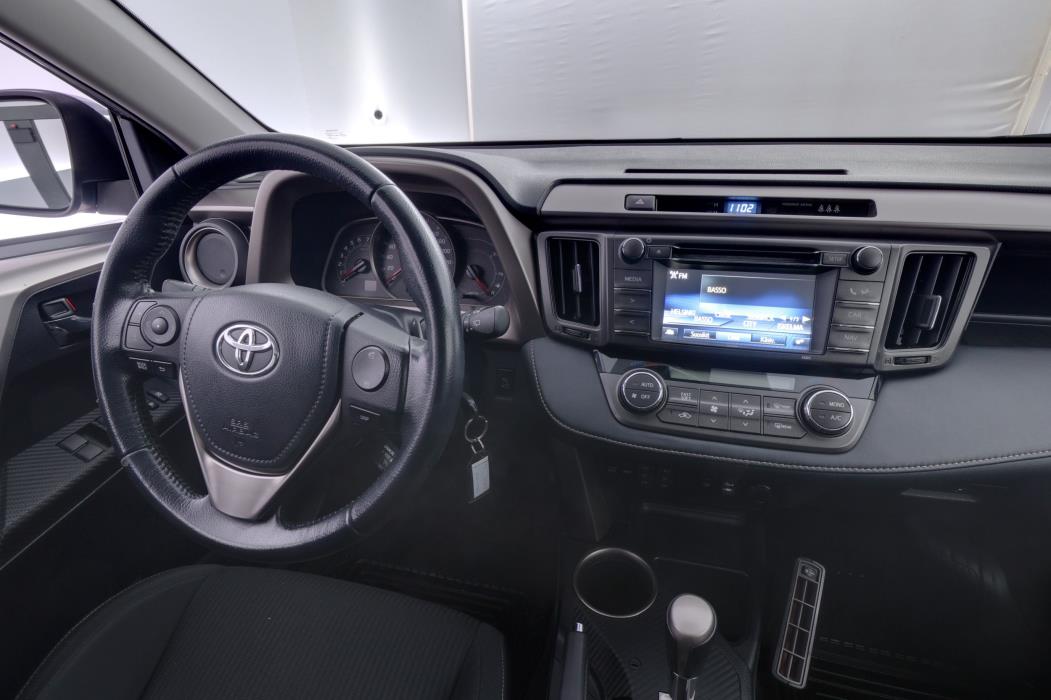 Toyota RAV4 2015