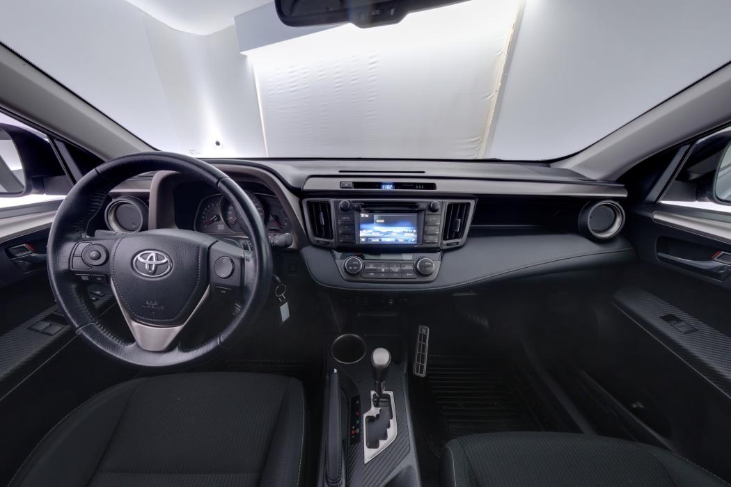 Toyota RAV4 2015