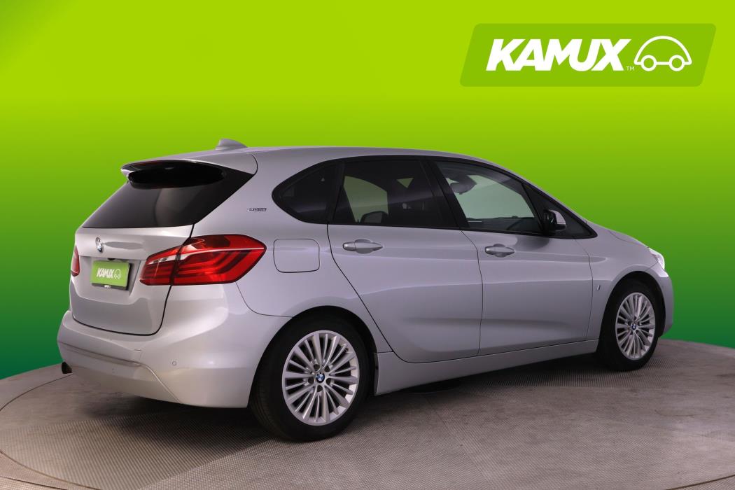 BMW 225 2017